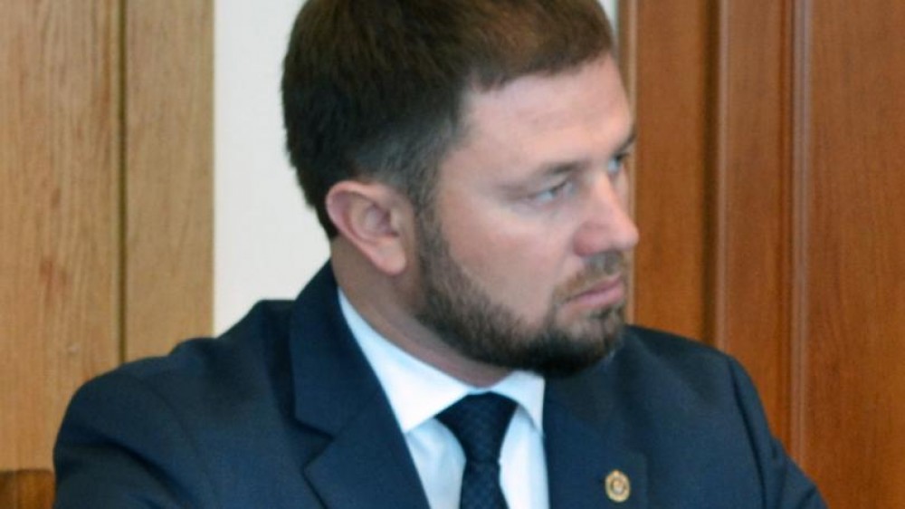 ULTIMA ORĂ // Ofițerii SIS și procurorii l-au reținut pe fostul șef al Serviciului Prevenirea și Combaterea Spălării Banilor
